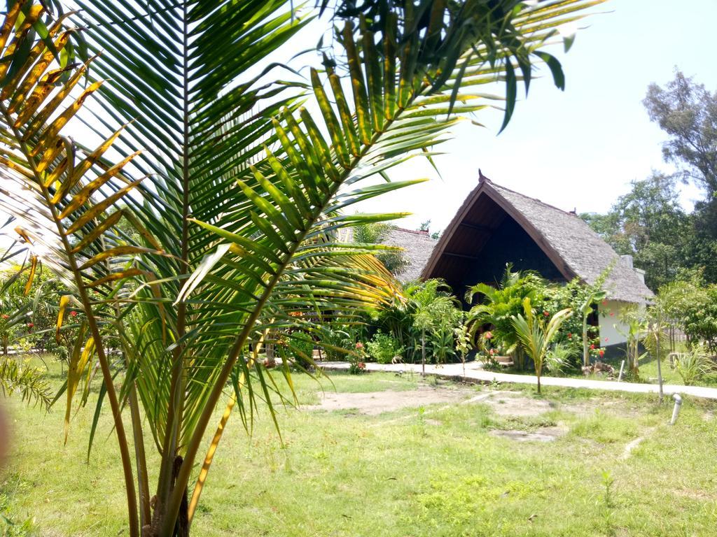 Rose Bungalow Otel Pemenang Dış mekan fotoğraf