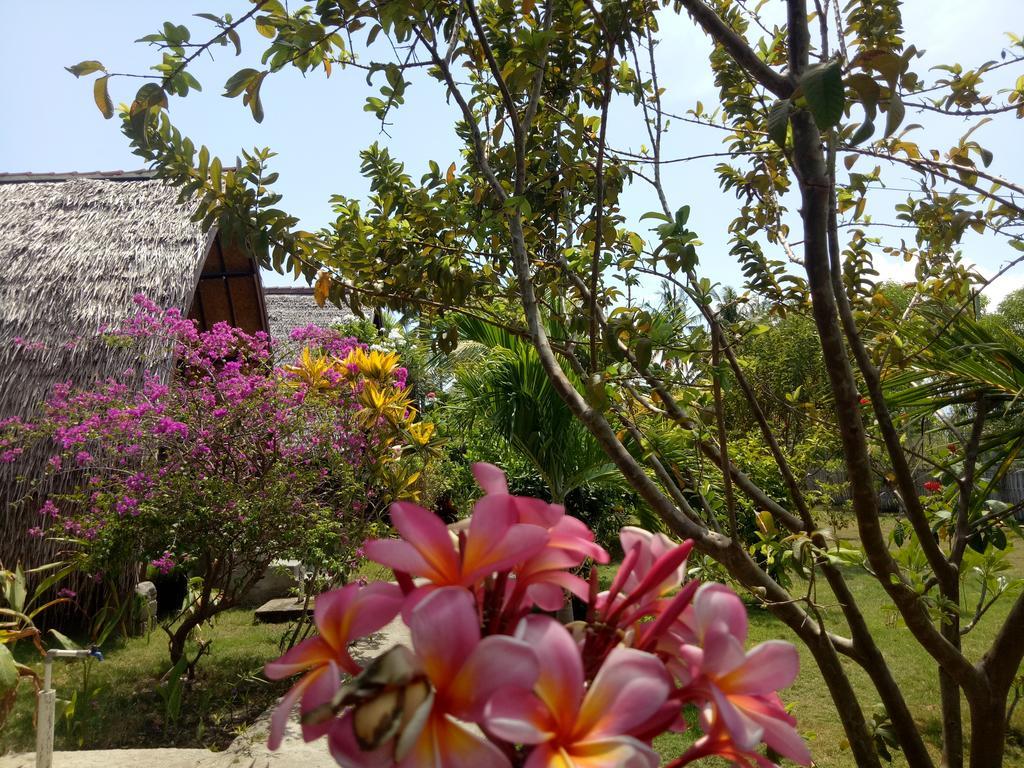 Rose Bungalow Otel Pemenang Dış mekan fotoğraf